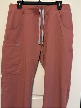 Figs Women’s Size Medium Scrub Pants Mauve Pink